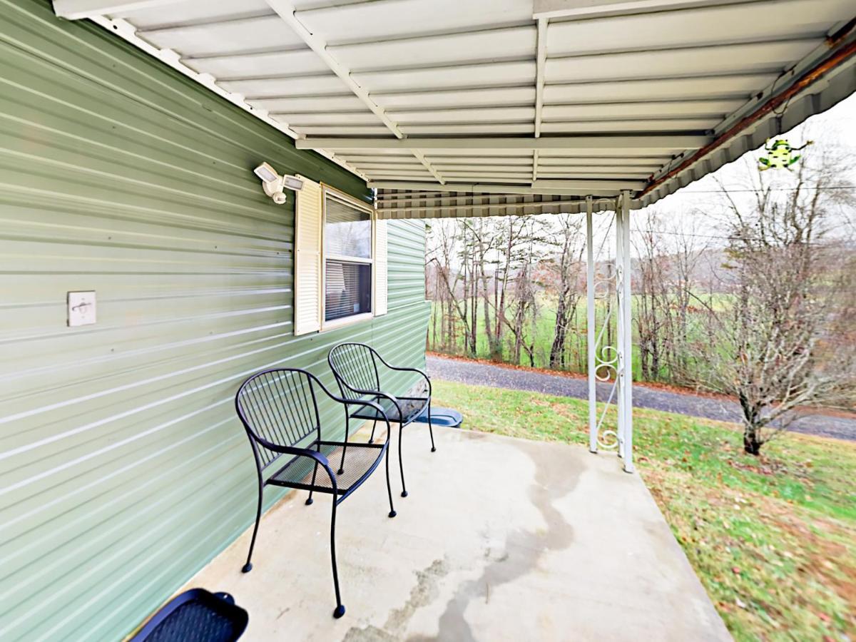 Serenity Views Bungalow - Close To City And Parkway! Villa Weaverville Luaran gambar
